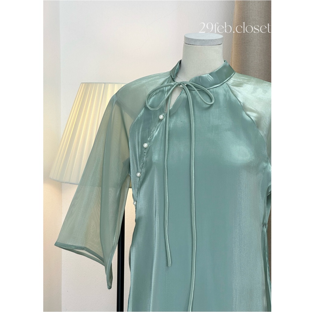 Set Áo Dài Cách Tân BÍCH ĐÀO 29feb.closet Tơ Óng 4 Tà Nơ Cổ Cách Điệu Kèm Quần Lụa Phối Màu Xinh Xắn - S145