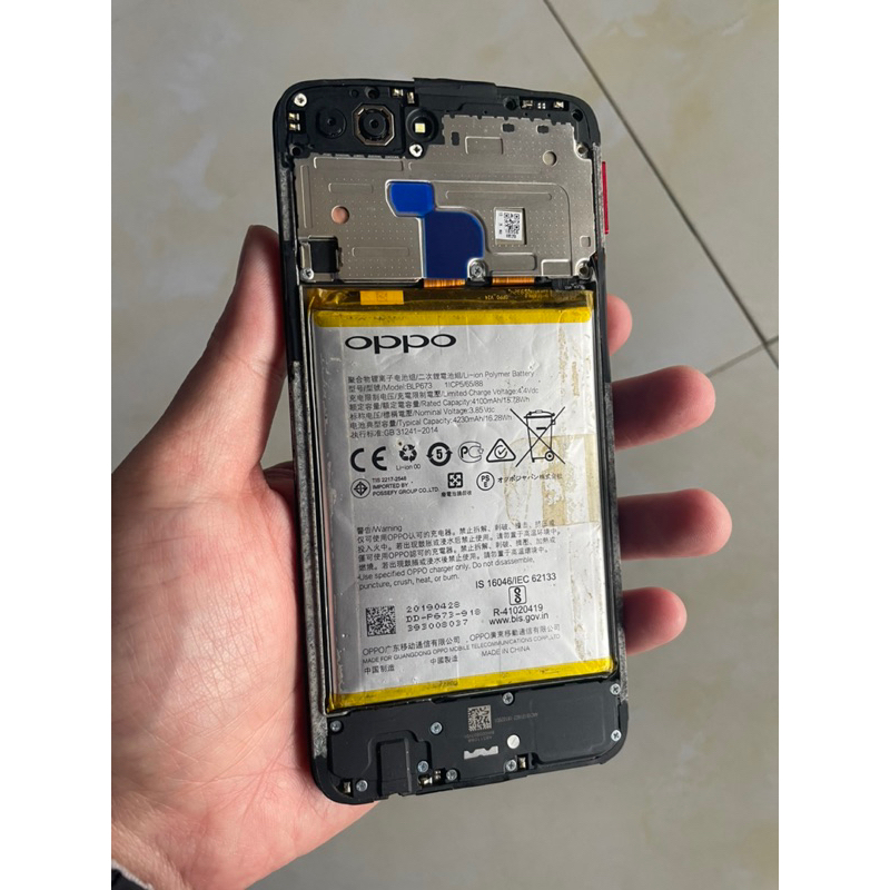 Điện thoại xác oppo a3s vỡ màn gọi đổ chuông