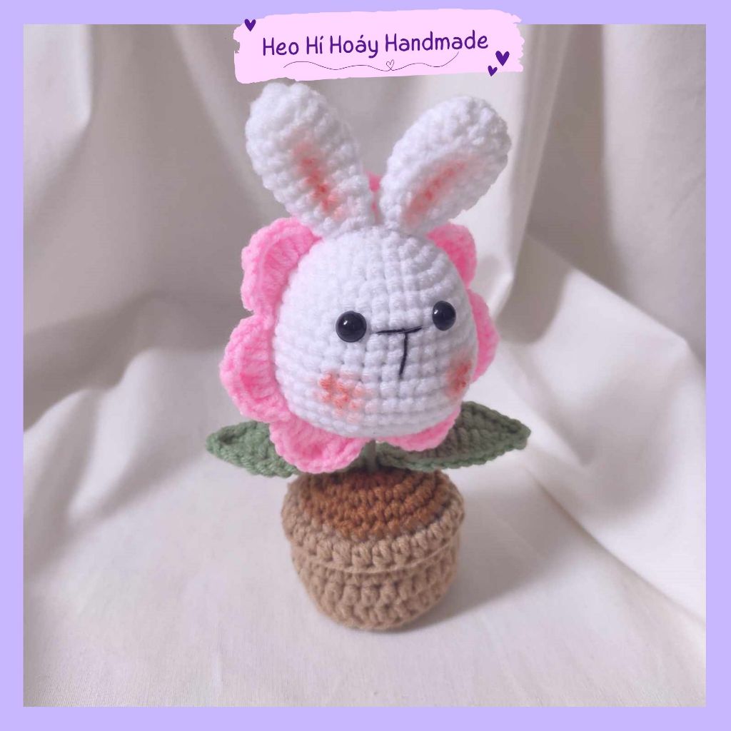 Chậu hoa thỏ bằng len by Heo Hí Hoáy, trang trí bàn học, bàn làm việc, quà tặng dễ thương
