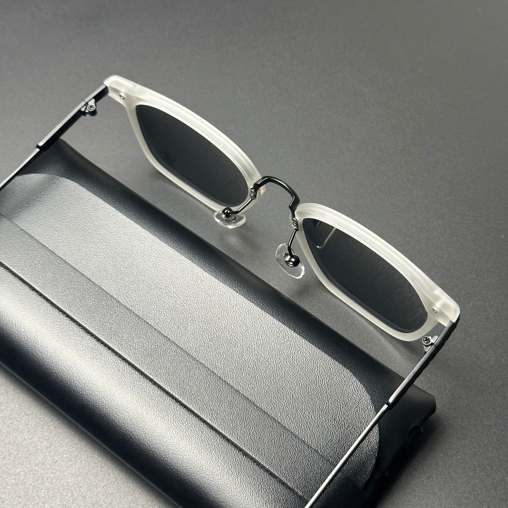 KINHLEGIASI | Kính mát Milky White Chrome phong cách thời trang dạo phố, kính râm thời trang nam nữ dạo phố