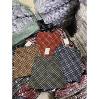 Chân váy dạ kẻ hoạ tiết QC