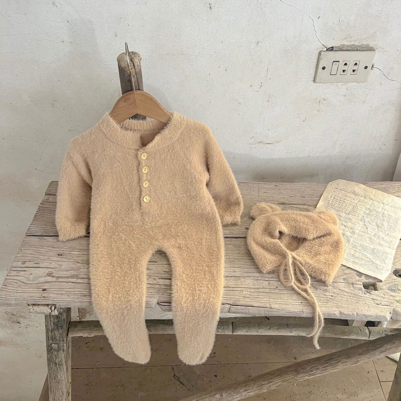 Bodysuit len lông ấm liền thân kèm mũ cho bé