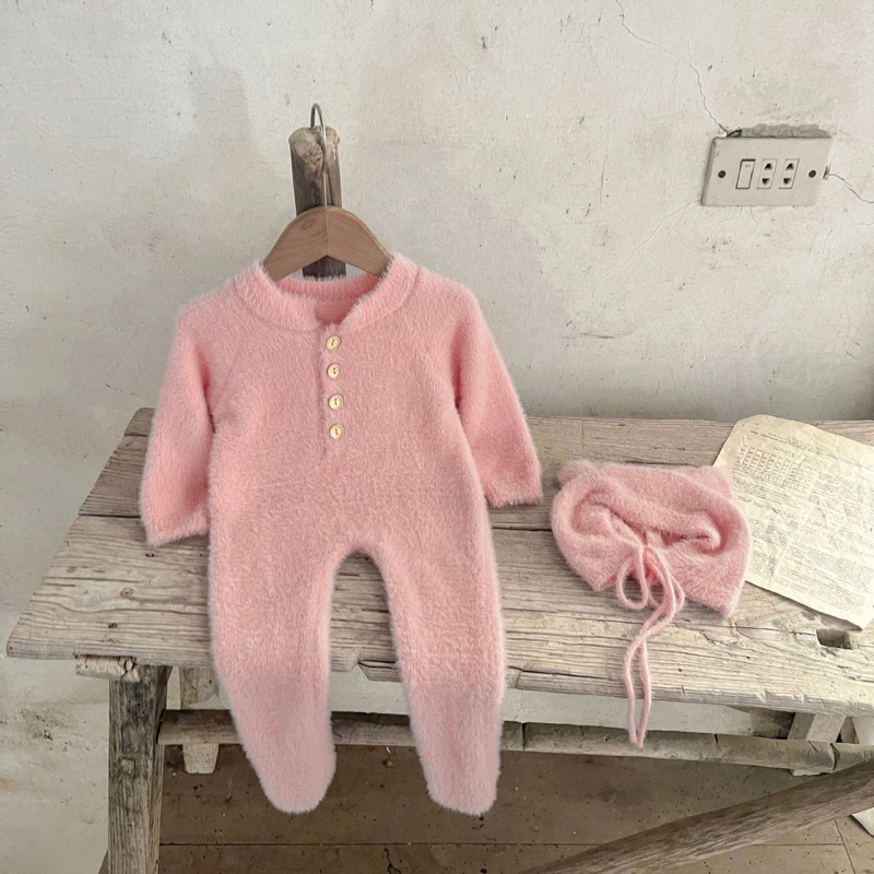 Bodysuit len lông ấm liền thân kèm mũ cho bé
