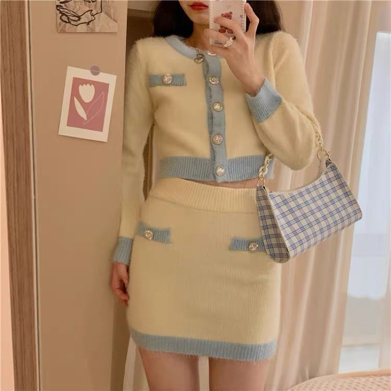 Set Áo Váy Dệt Kim Viền Xanh Đính Nút Xinh Xắn