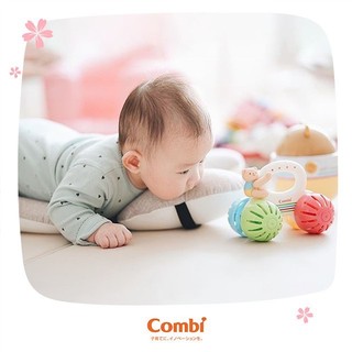 Combi Xe đẩy đồ chơi gấu Combi