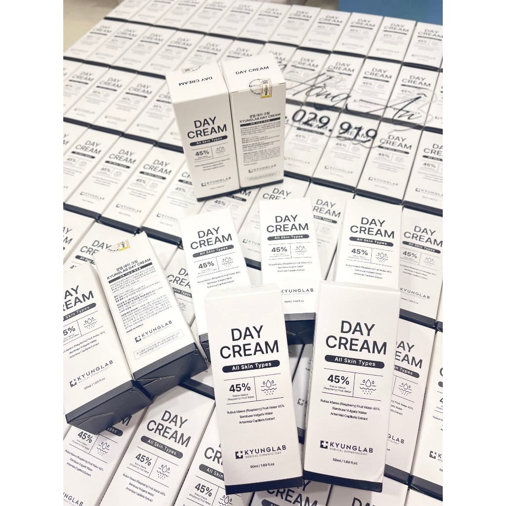 Kem ngày dưỡng da nâng tone KyungLab 50ml, kem ngày Day Cream KyungLab giúp làm sáng da, phục hồi da 50ml