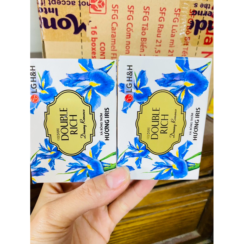 Xà phòng tắm Double Rich Hương Hoa IRIS - Hương Hoa Hồng hộp 90g