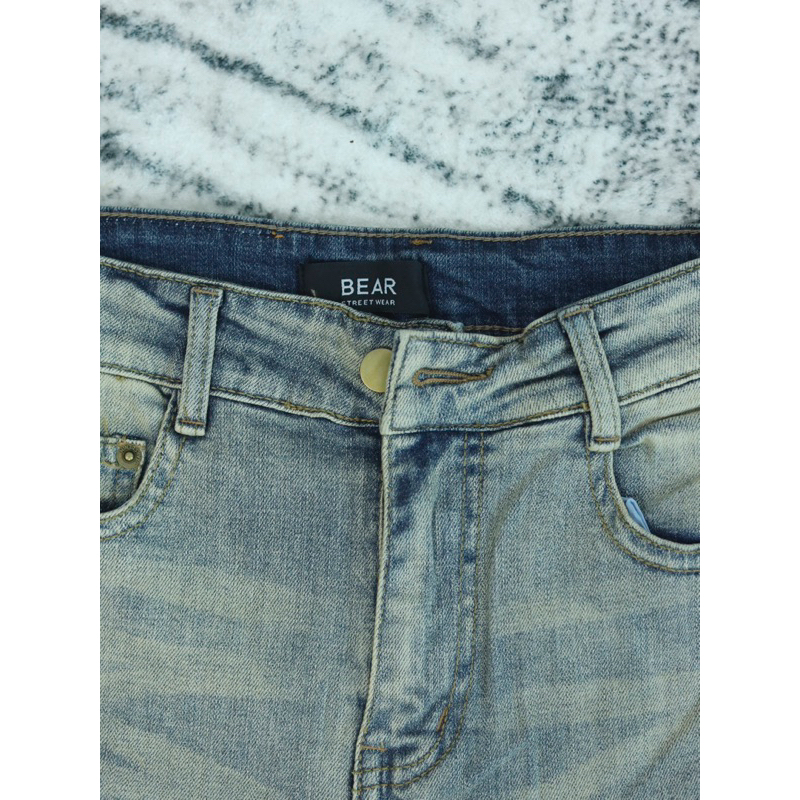 Quân jean nam streetwear cao cấp BEAR màu canh vàng form slimfit vải denim co giãn SK006