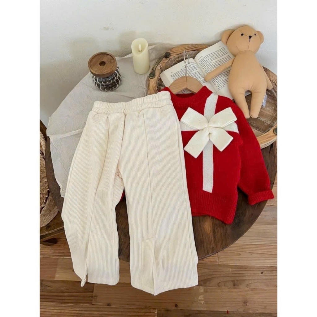 Bộ áo nơ trắng đỏ kèm quần loe cho bé gái