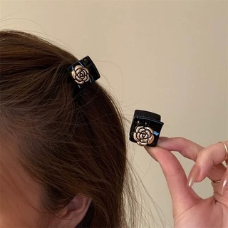 Kẹp mái D11 hoa trà tiểu thư