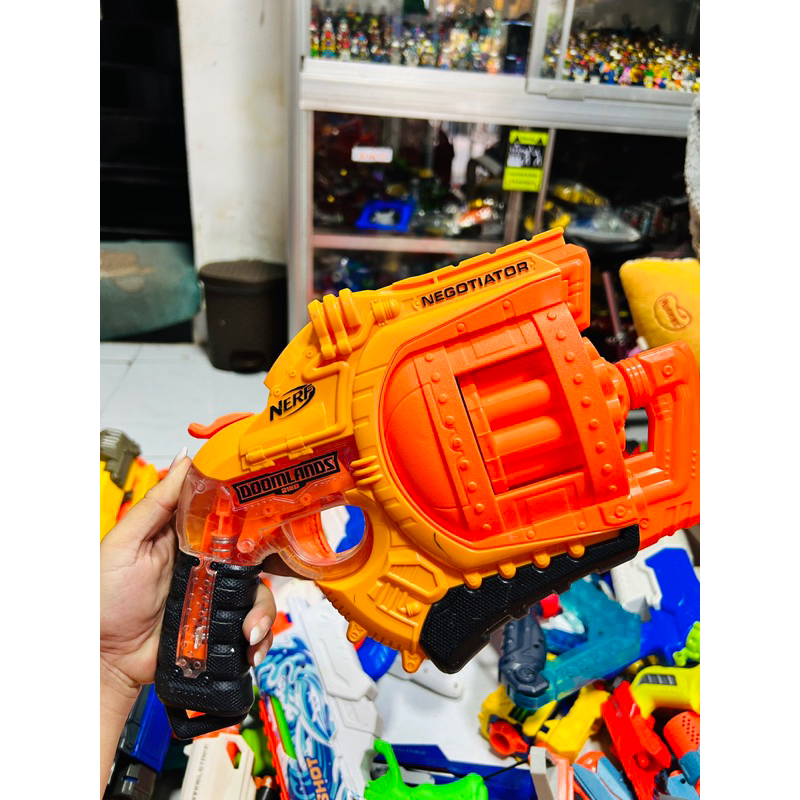 Đồ chơi Nerf Doomlands 2169 Negotiator Blaster chính hãng