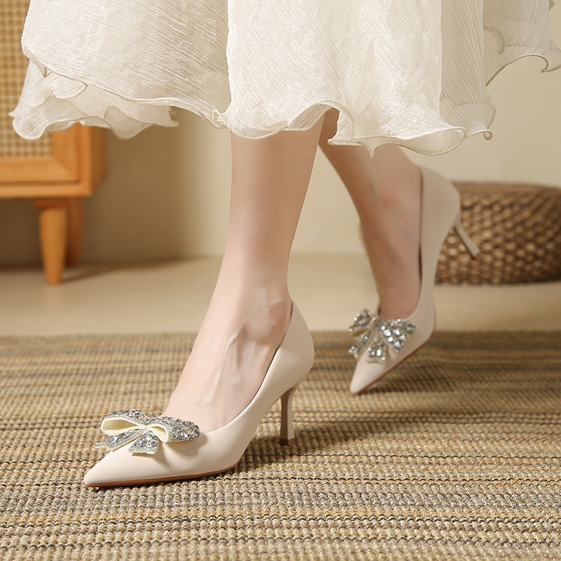 Giày Nữ Cao Cấp , Giày Cao Gót Nữ Mũi Nhọn, Charm Nơ Cao 6p Charm Cao Cấp, Kiểu Dáng Trẻ trung- DA895