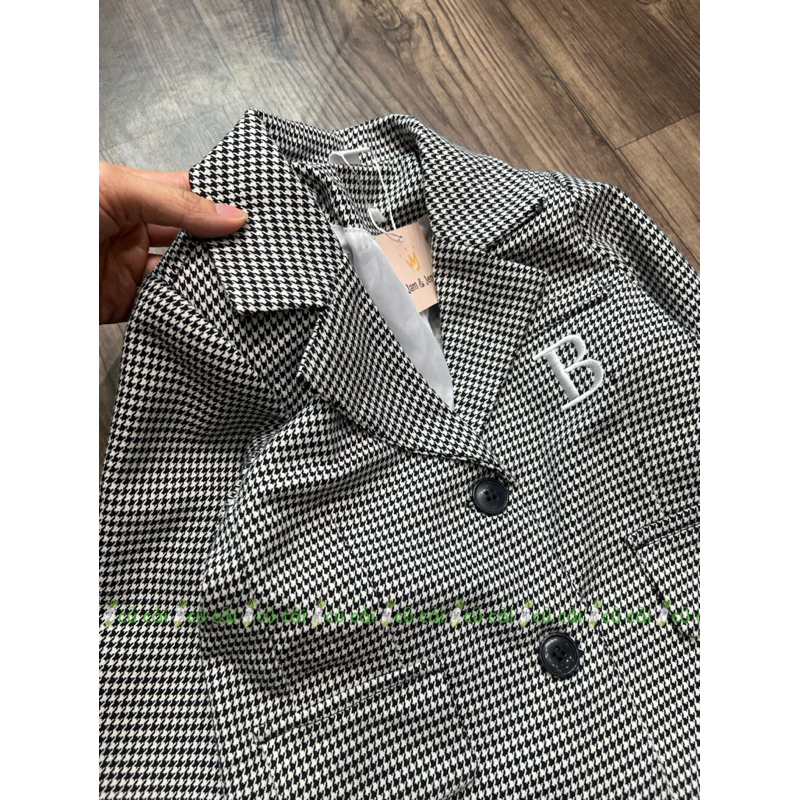 AK2382 BD23160 Set Vest/ áo Vest chữ B kẻ đen trắng