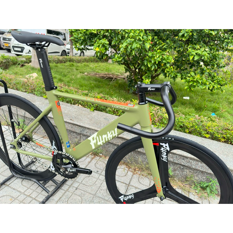 XE ĐẠP FIXED GEAR FUNKY LOCKING