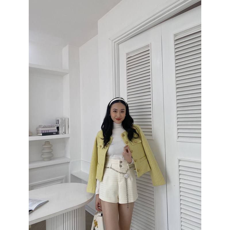 Quần short dạ nhũ kèm đai 403