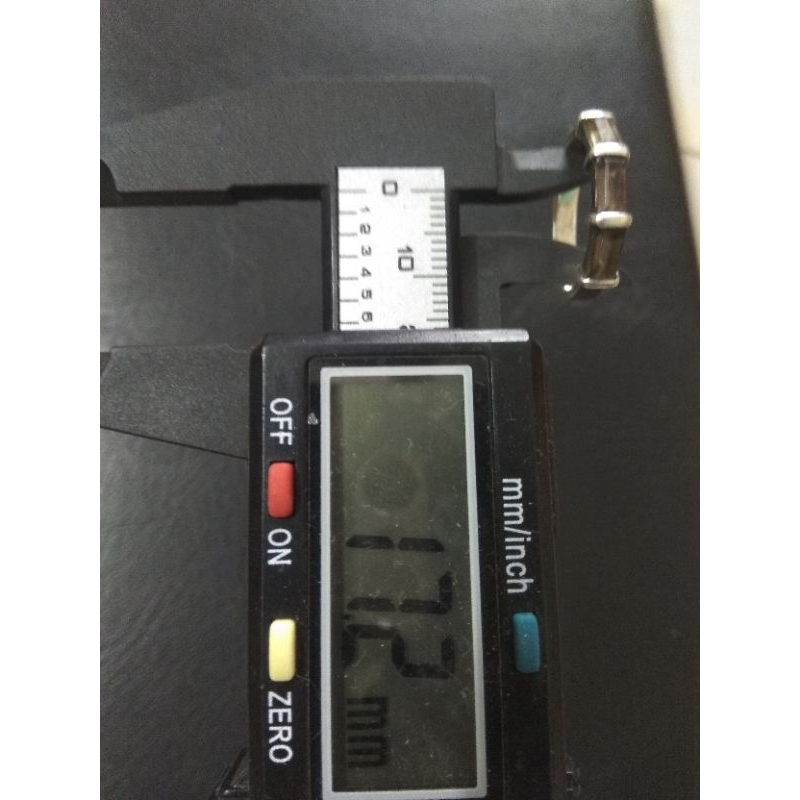 Nhẫn bạc đá khói