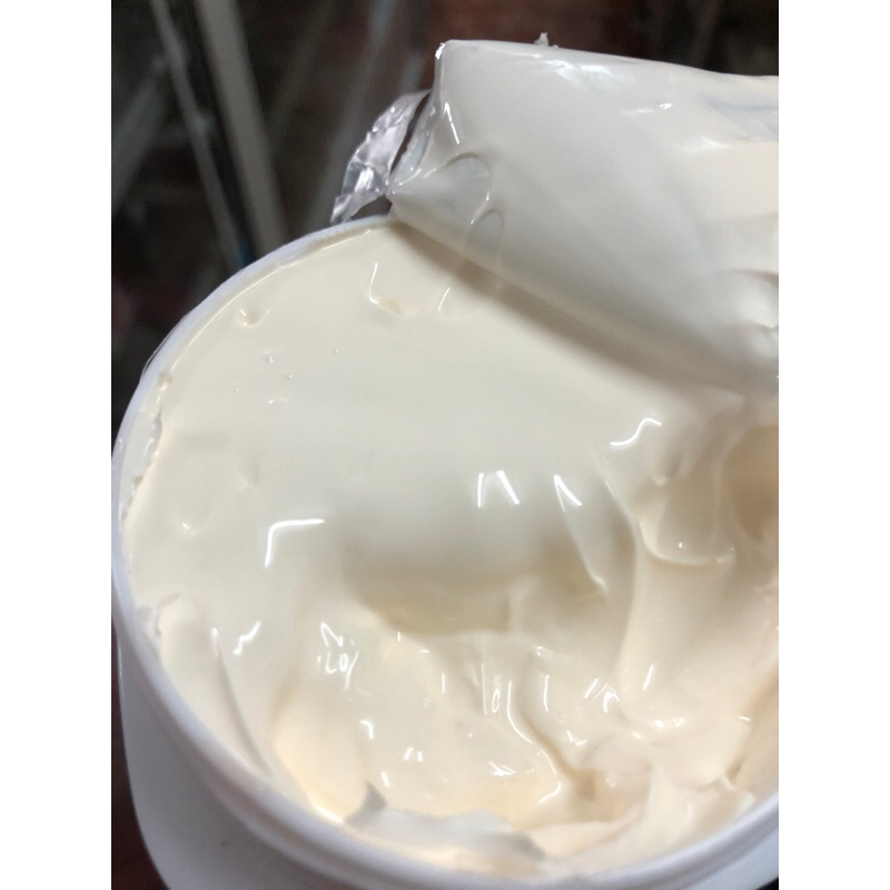 Kem dưỡng trắng da toàn thân phân tử nước AIHAO