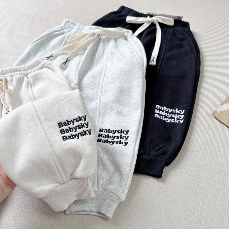 Set 3 quần nỉ bông thêu chữ BabySky cho bé trai bé gái dáng thụng siêu đẹp size từ 12-24 cân