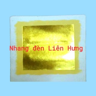1 xấp giấy vàng bạc vuông lớn