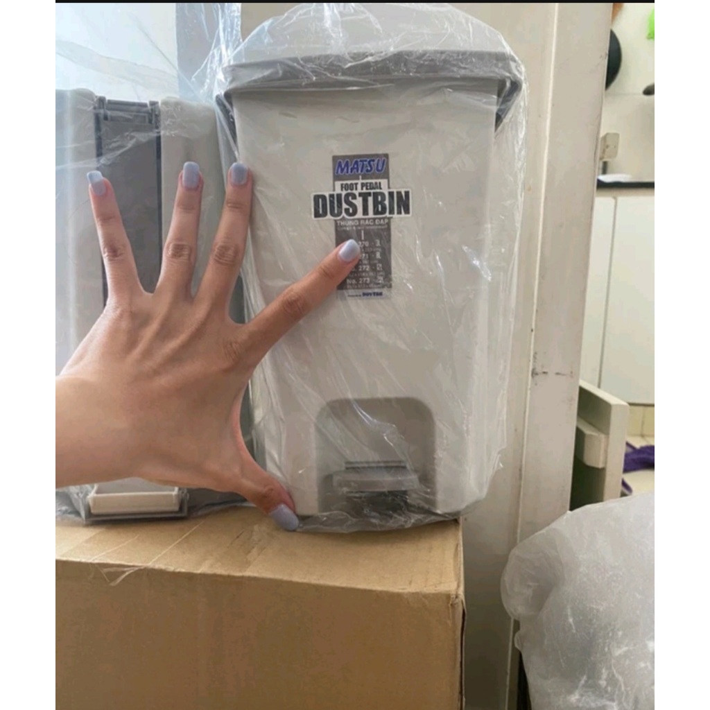 Thùng rác đạp Matsu Nhí nhựa Duy Tân an toàn bền chắc, phù hợp mọi không gian gia đình, văn phòng