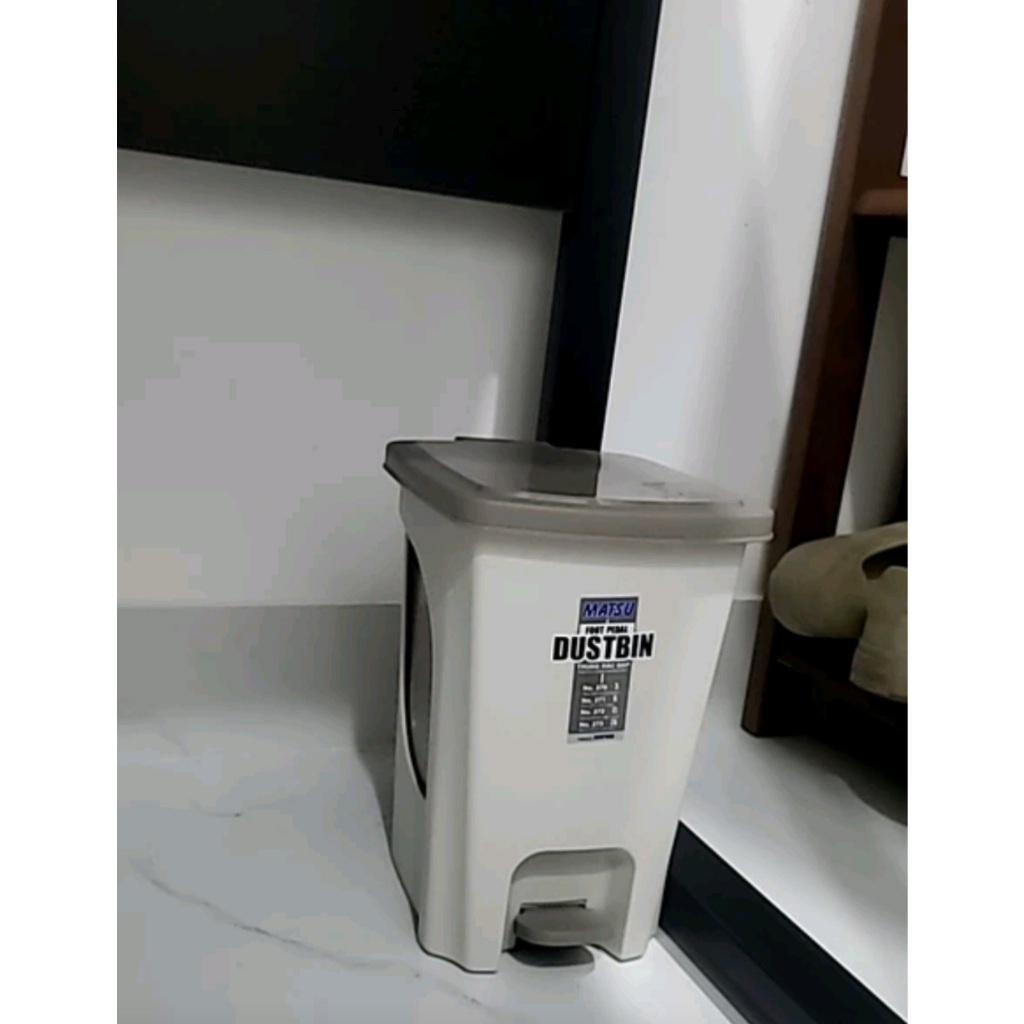 Thùng rác đạp Matsu Nhí nhựa Duy Tân an toàn bền chắc, phù hợp mọi không gian gia đình, văn phòng
