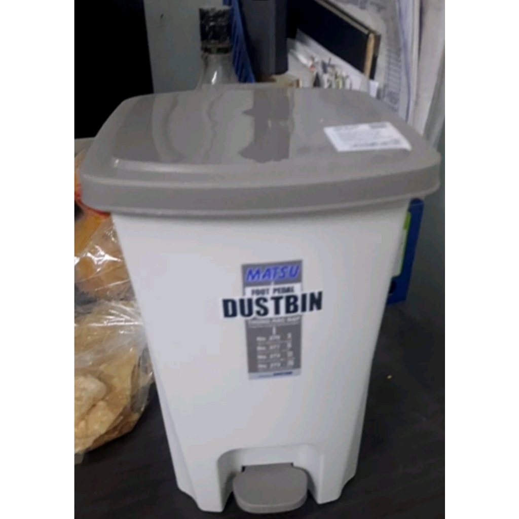 Thùng rác đạp Matsu Nhí nhựa Duy Tân an toàn bền chắc, phù hợp mọi không gian gia đình, văn phòng