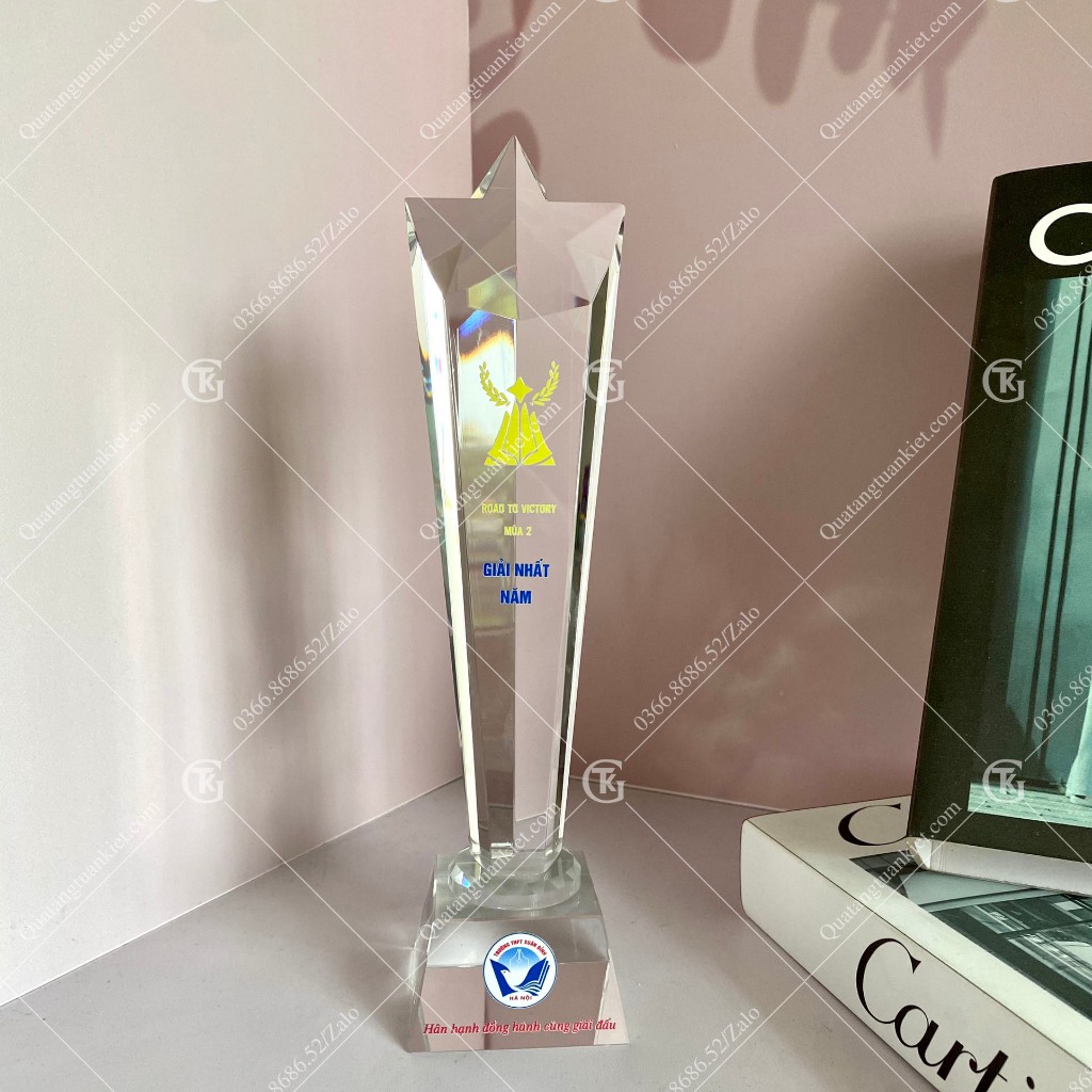 Cúp Pha Lê Sao Trụ