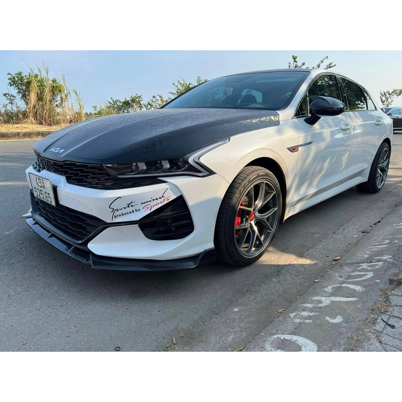 Body lip trước k5 2022