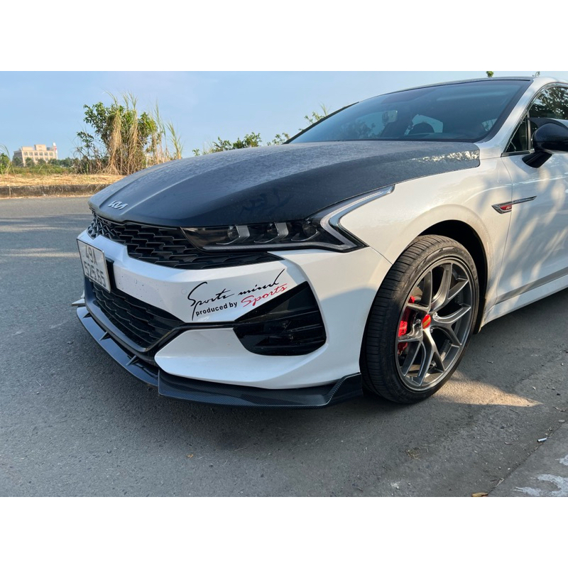 Body lip trước k5 2022