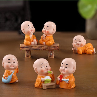 Mô hình Chú Tiểu mini cute dễ thương hay còn gọi trang trí bàn học là những sản phẩm nhỏ đi kèm, được sử dụng cho việc