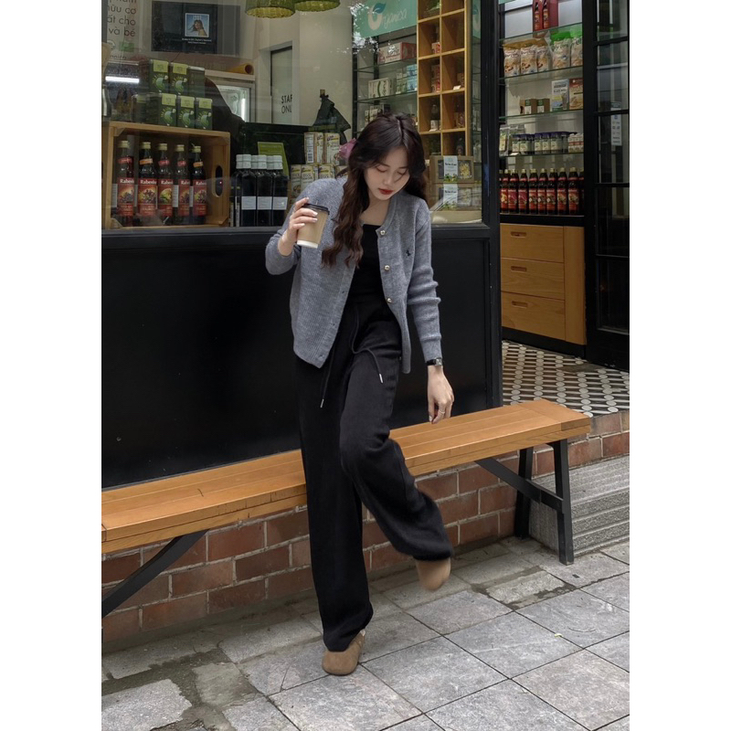 Áo len cadigan thêu ngựa cúc đồng