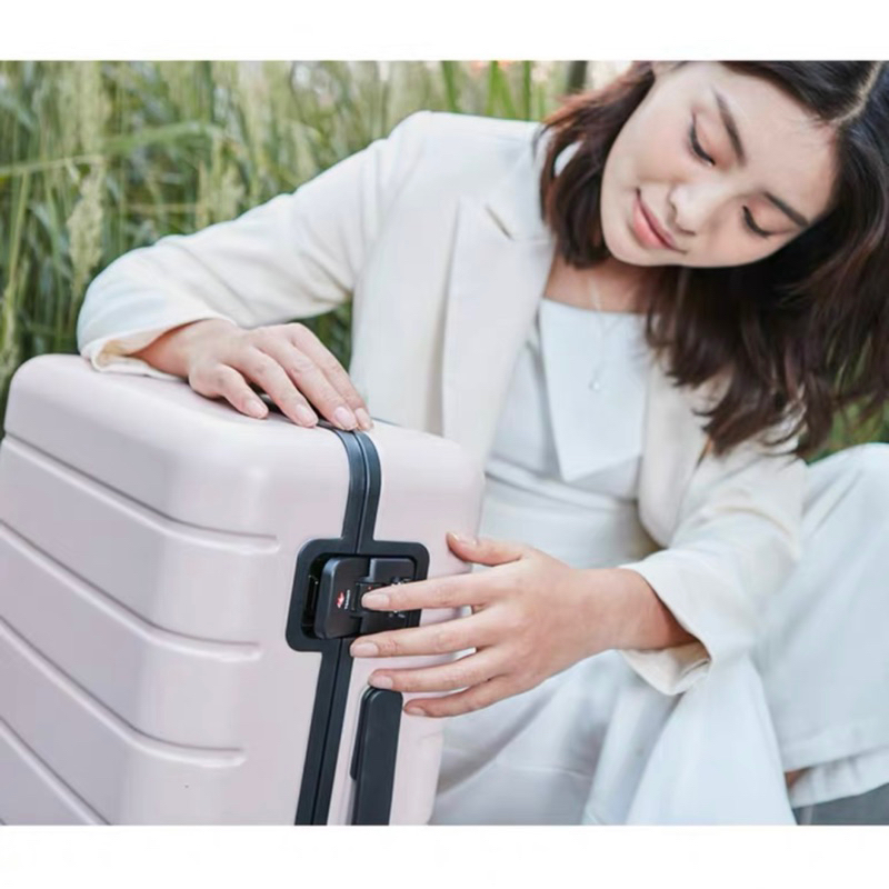 Vali Xiaomi 90 point HÀNG CHÍNH HÃNG size 24, màu trắng đen