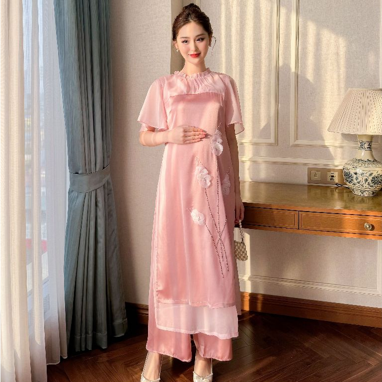 MEDYLA - Áo dài tết cách tân váy bầu đầm bầu dự tiệc lụa hồng 2 tà đính kết hoa 3d cho bầu diện tết - AD008