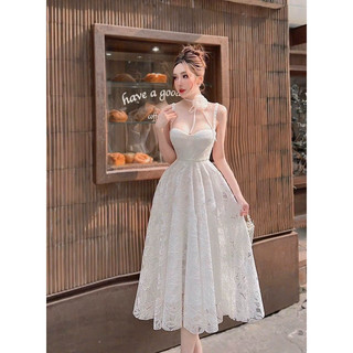 Đầm ren nữ nhẹ nhàng