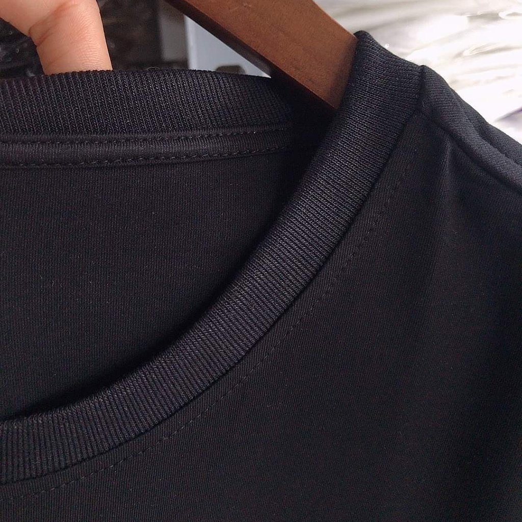 Áo thun in mắt người yêu unisex form rộng chất vải cotton 100% "My girlfriend/boyfriend is watching you"