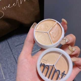 Kem che khuyết điểm và tạo khối Sweet Mint khay tròn Mặt Trăng 3 ngăn