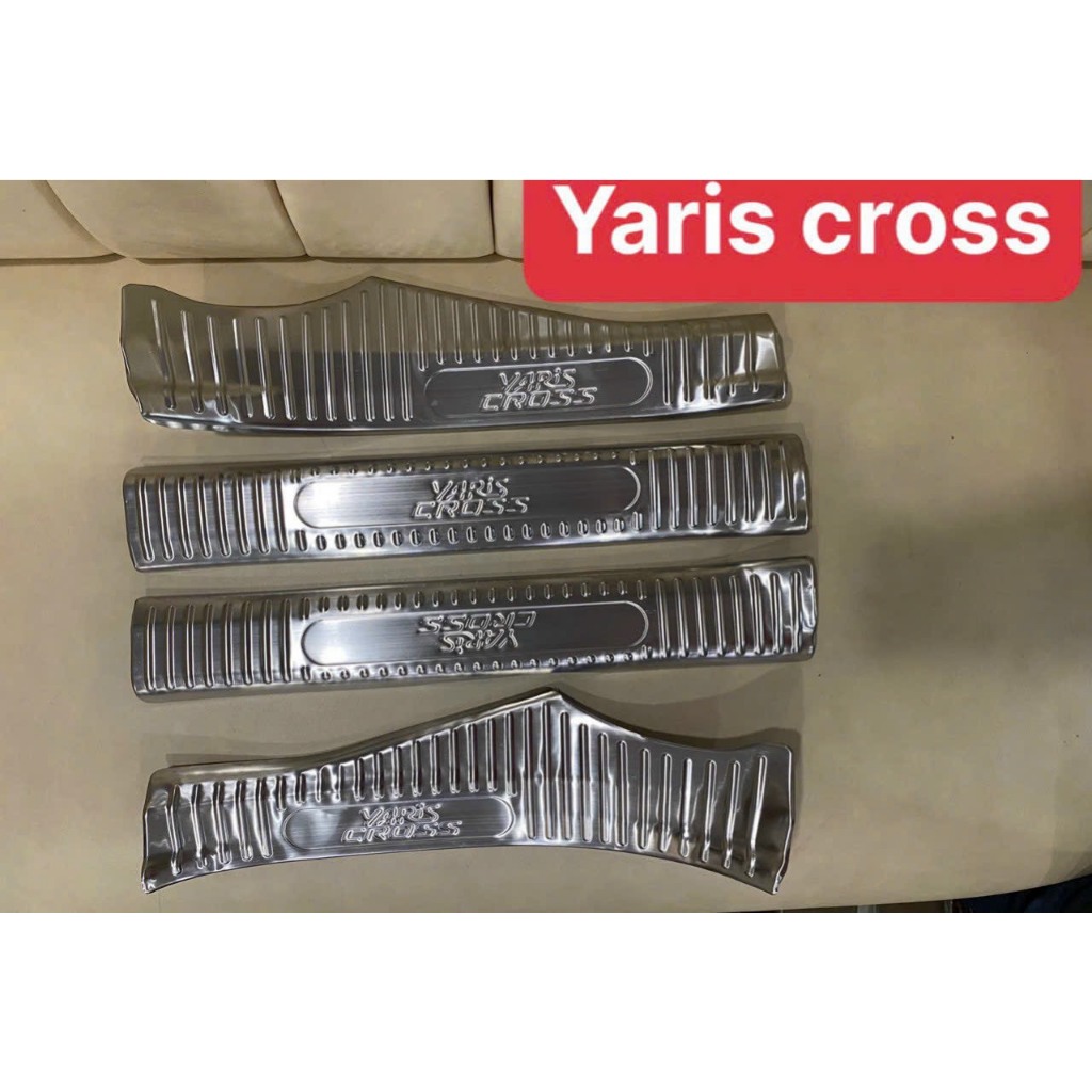 Nẹp cửa xe, ốp bậc cửa xe Yaris Cross 2023 2024 Mẫu Inox trang trí chống xước bậc cửa xe