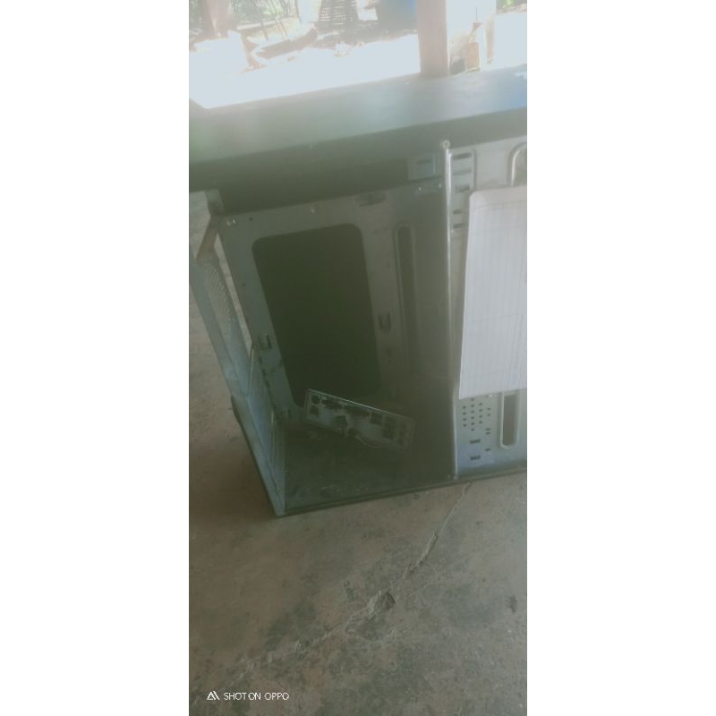 Vỏ thùng máy tính