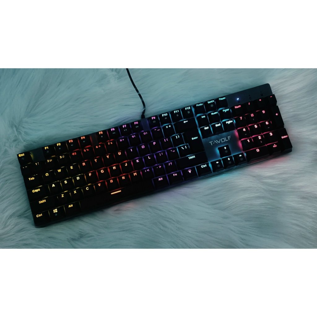 Bàn phím cơ Gaming T-WOLF T17 LED RGB
