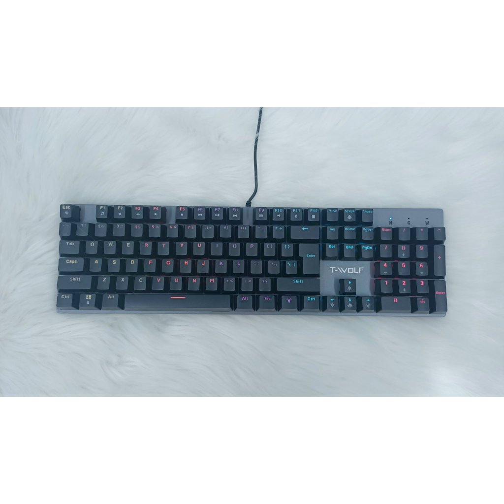 Bàn phím cơ Gaming T-WOLF T17 LED RGB