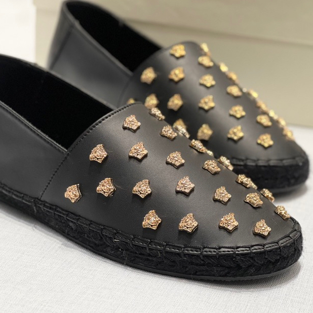 Giày đế cói phối quai da Versace đen đính logo vàng sang trọng cao cấp Full Box