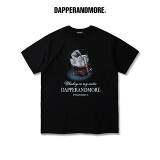 Áo Thun Unisex DAPPERANDMORE Golden Whisky Form Rộng Oversize 100% Cotton 250GSM - Black