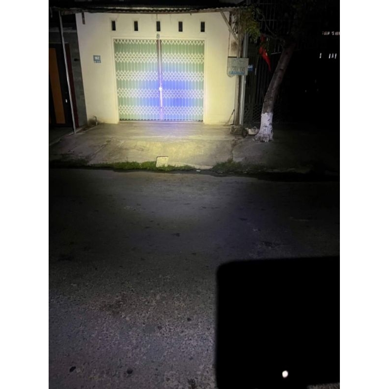 Thân Đèn pin 16 bóng led dùng pin chân Makita