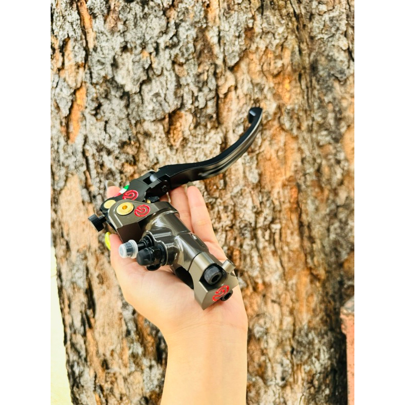 Tay thắng Brembo Rossi