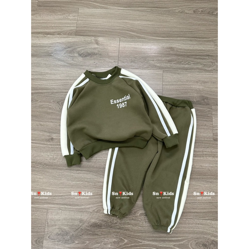 Bộ nỉ 2 da esen bé trai