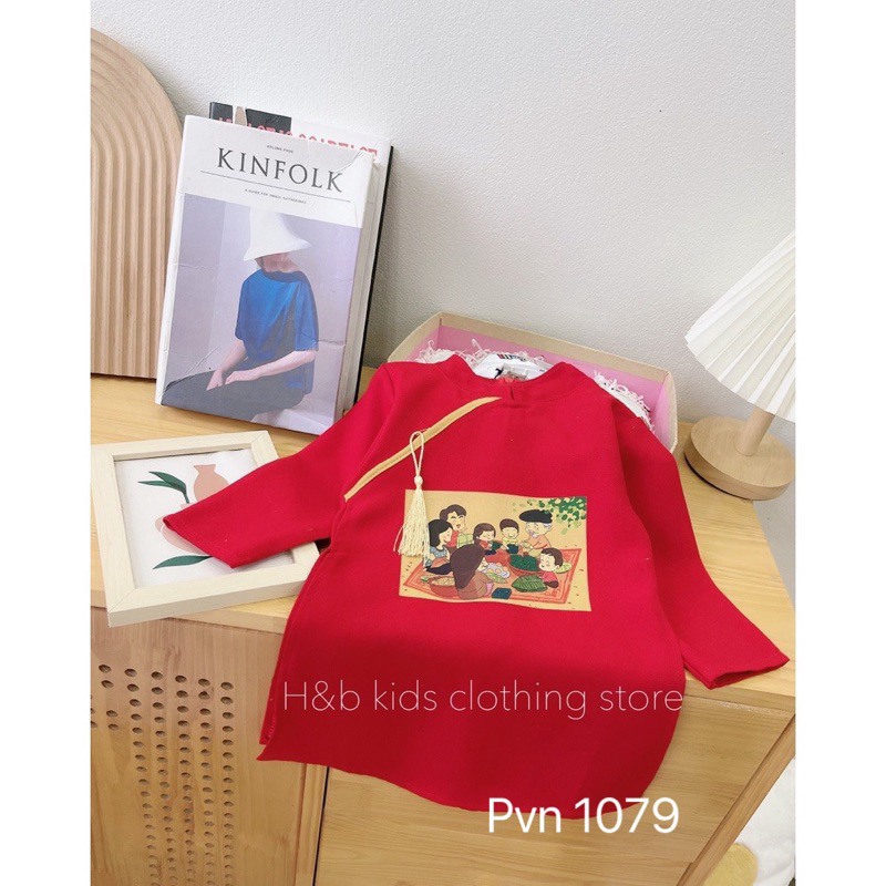 Áo dài cách tân đoàn viên bé trai