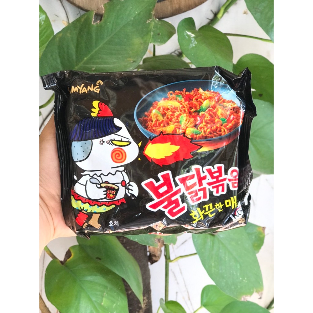 Mì Khô Gà Cay SamYang Hàn Quốc Hot Chicken Ramen 140g