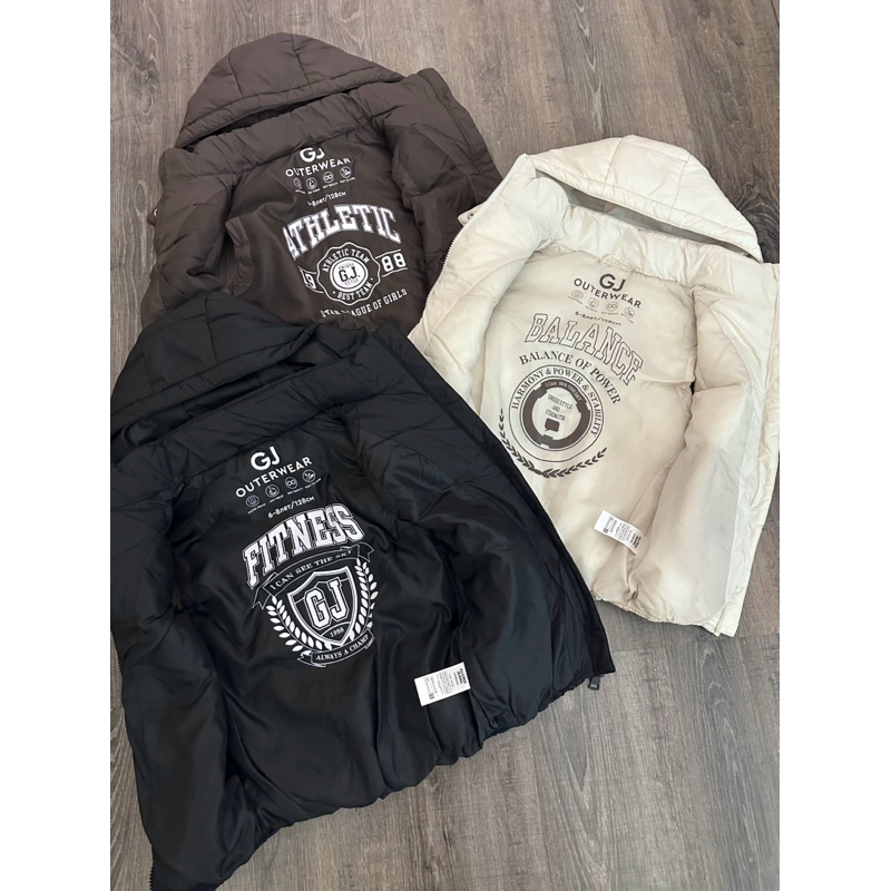 Áo gile phao hot trend mũ cúc bấm bé gái