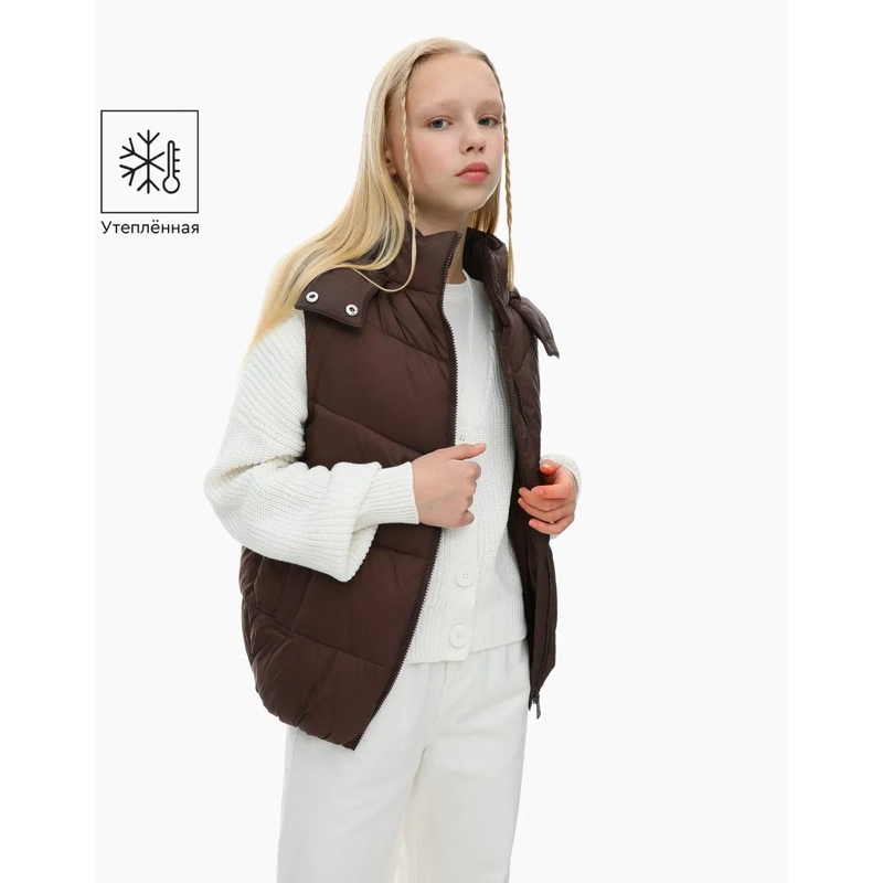 Áo gile phao hot trend mũ cúc bấm bé gái