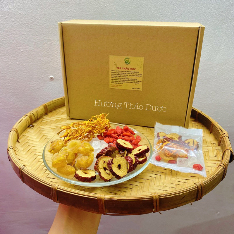 Hộp 20 Gói Trà Đông Trùng Tứ Vị Pha 500-700ml